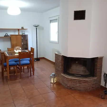 Vivienda Adosada , Con Merendero En Carcedo * Карседо-де-Бургос