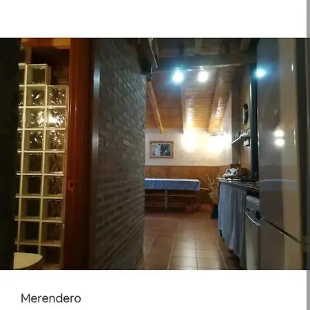 Vivienda Adosada , Con Merendero En Carcedo *